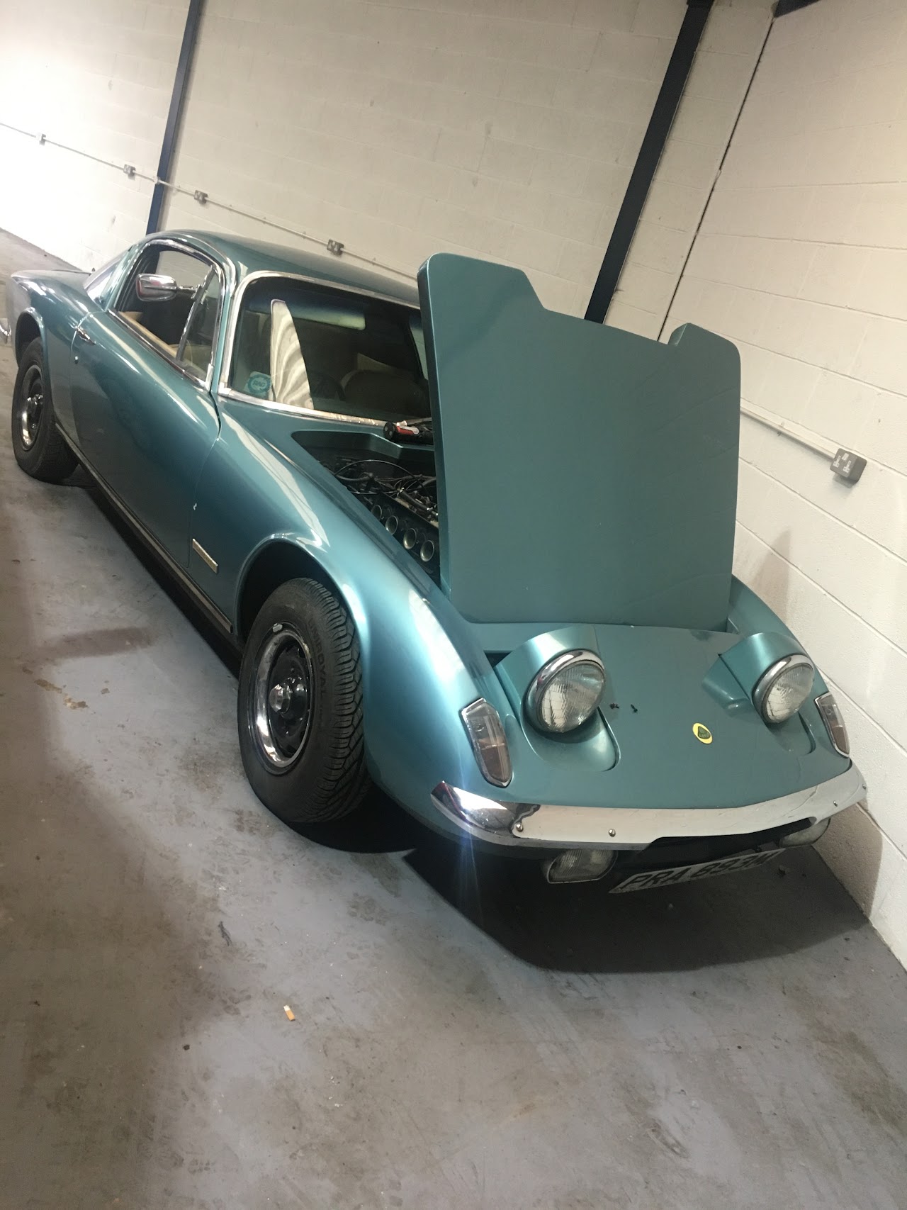 BM Garage — photo