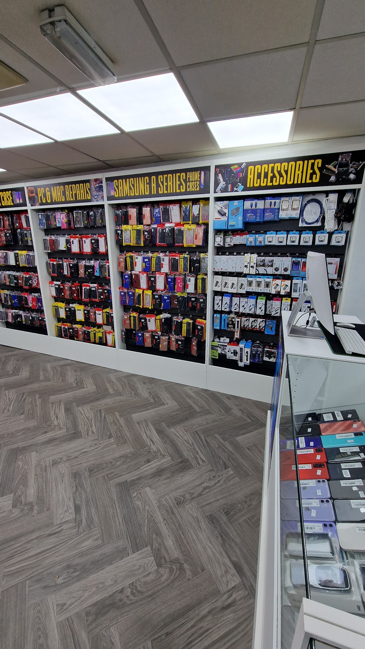 MegaTech Mobiles (6 East Street Derby)